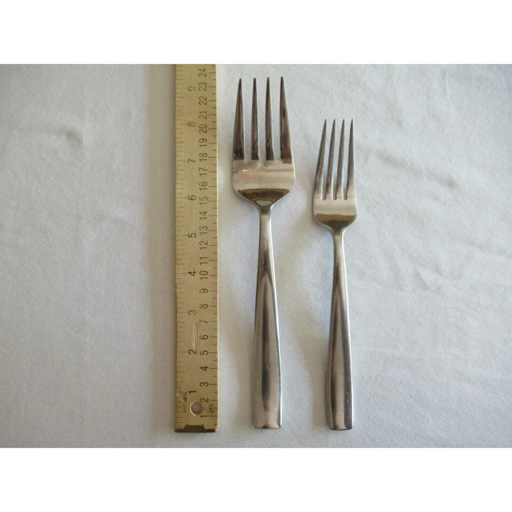 Lot of 13x Oneida ZINC Mixed Lot Stainless Flatware Meat Fork Spoons Spreader